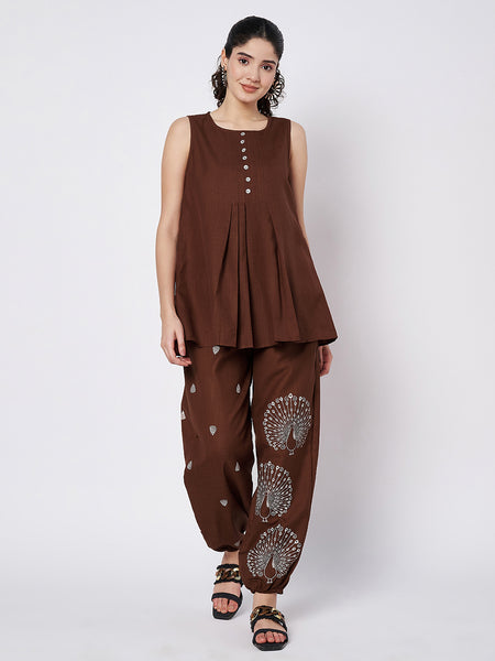 Cotton Placement Print Trouser and Solid Pleated Co-ord